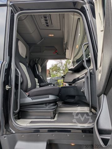 Standard tractor unit FORD F-MAX 500 in Voll-Ausstattung, Kipphydr. MIETEN?