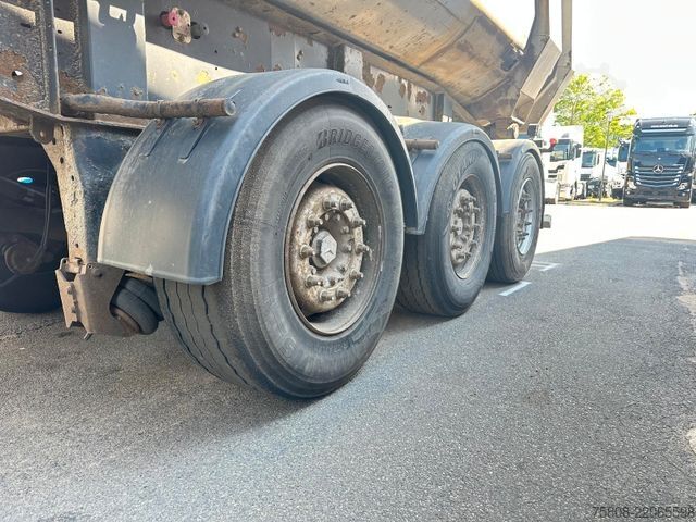Tipper semitrailer SCHWARZMÜLLER HKS 3 Kippmulde Stahl Lift Mercedes Acshen