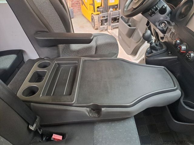 Minibus OPEL Movano DoKa 6Sitze 3,5 AHK NaviKlimaTüvServicNeu