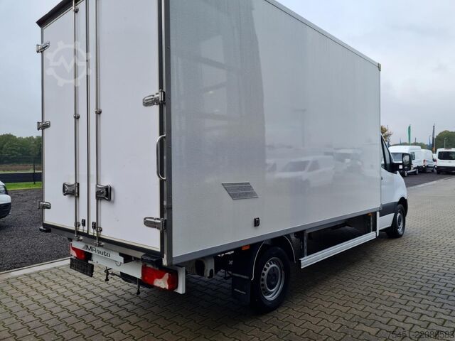 Box van Mercedes-Benz Sprinter 317 Koffer AG KLIMA KAMERA TEMPOMAT