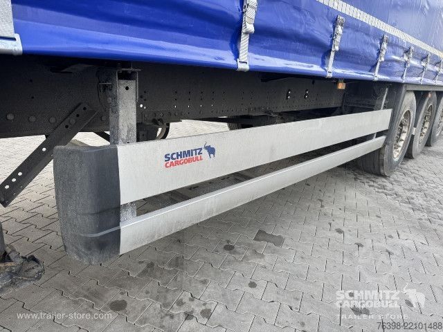 Auflieger mit Pritsche & Plane Schmitz Cargobull Curtainsider Standard