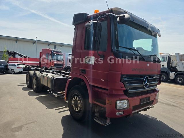 LKW-Fahrgestell MERCEDES-BENZ Actros 2641 / 6X4 / EPS 3 Pedal / German