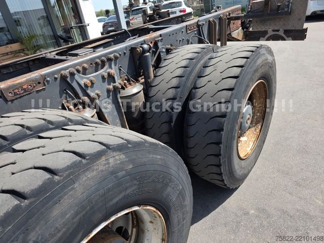 LKW-Fahrgestell MERCEDES-BENZ Actros 2641 / 6X4 / EPS 3 Pedal / German