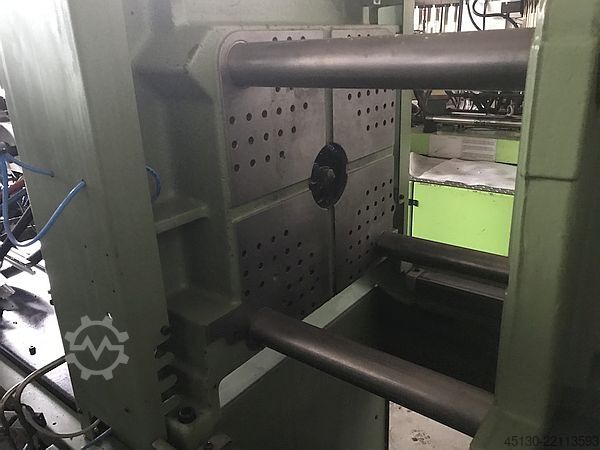Injection molding machine Arburg 370C 600-100