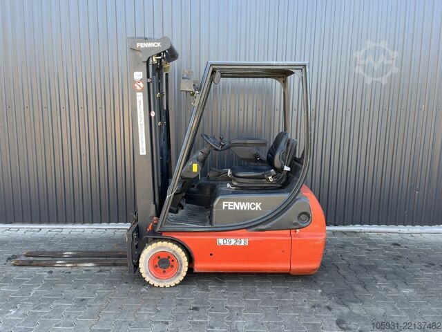 Electric 3-wheel forklift Linde E16C-02