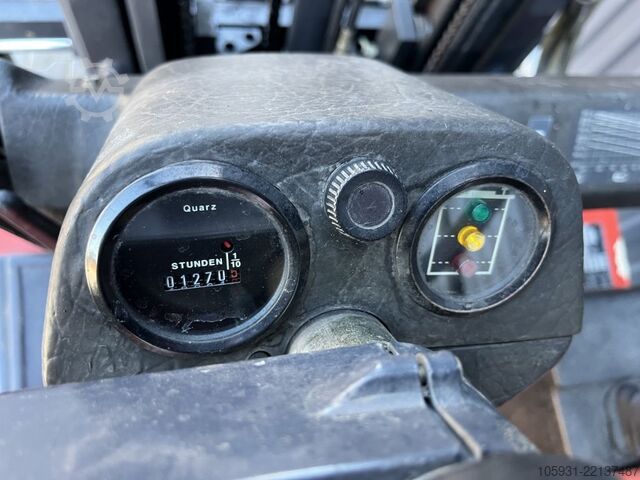 Electric 3-wheel forklift Linde E15
