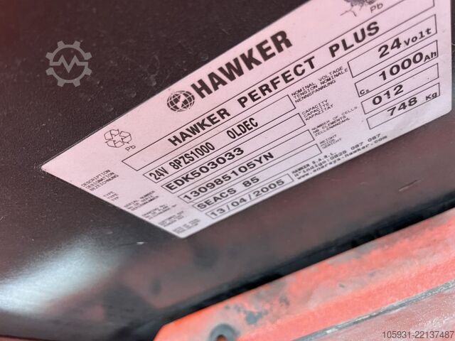 Electric 3-wheel forklift Linde E15