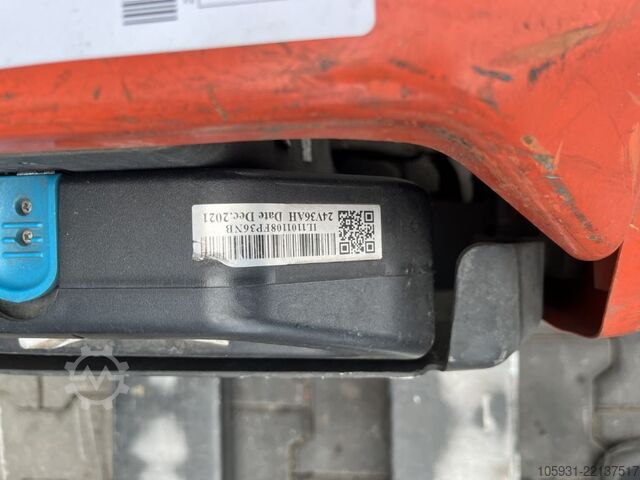 Electric Pallet Truck BT LHE130