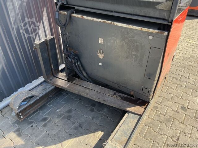 Reach Truck Linde R14HD-01