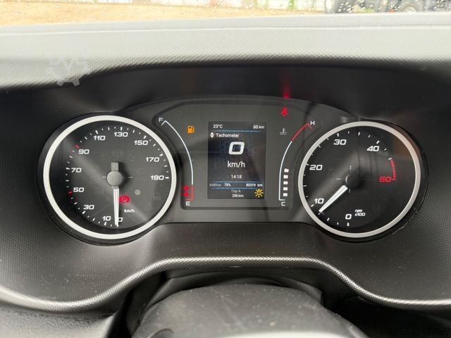High top van IVECO Daily 35S16V Klima, PDC,Tacho, AHK, RD 3520mm