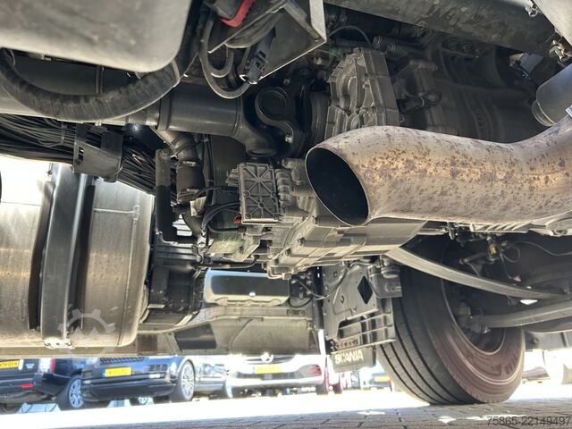 Standard tractor Scania 590S V8 Highline / Retarder / Leder / Vol Lucht...