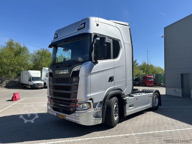 Standard tractor Scania 590S V8 Highline / Retarder / Leder / Vol Lucht...