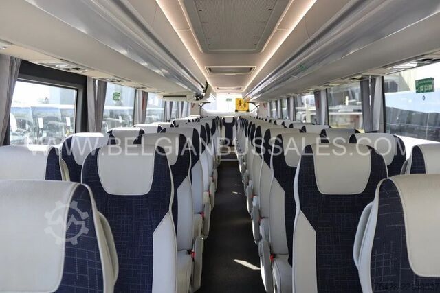 Motor coach Volvo 9700 HD / 13m / Full option / Lift