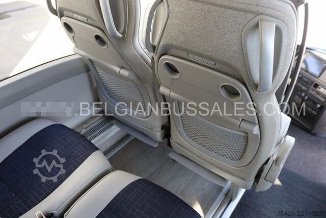 Motor coach Volvo 9700 HD / 13m / Full option / Lift
