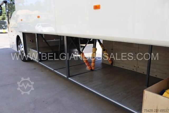 Motor coach Volvo 9700 HD / 13m / Full option / Lift