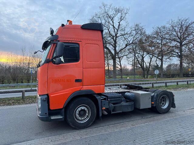 Standard-SZM Volvo FH 440 Globetrotter