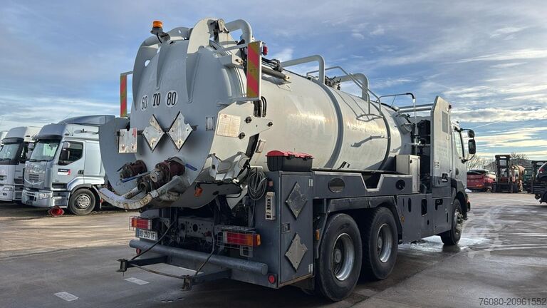 Saugfahrzeug Renault Kerax 370 (10970L / CAMION FRANCAIS / VIDANGEUR...