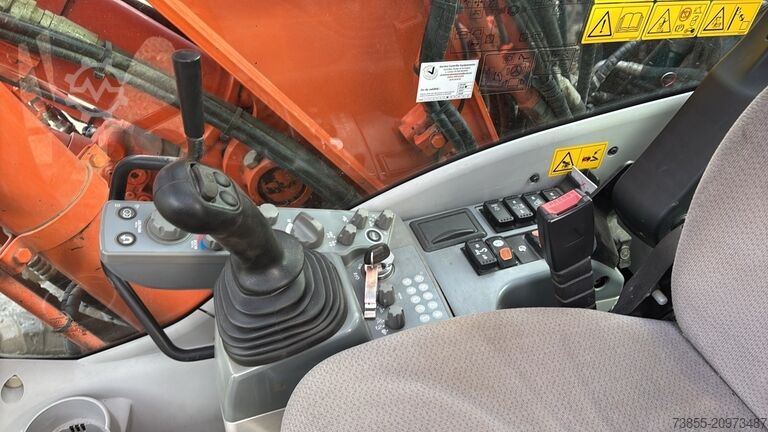 Mobilbagger Hitachi ZX145W-6