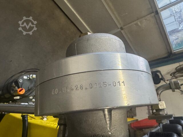 340 bar 254 lpm high-pressure pump unit Hammelmann HDP 202