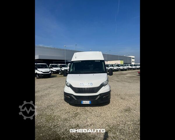 Minibus IVECO Daily V 35.16 E6 2016 - daily 35 S16 V H3 4100 E6