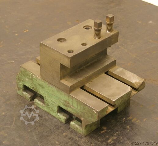 Stahlhalter Guss 260/160/H220 mm