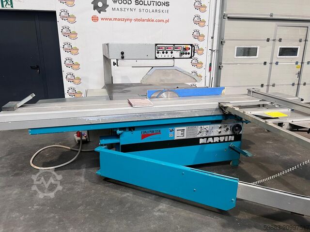 Sliding table saw Martin T72A