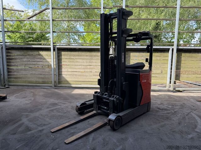 Schubmaststapler Linde R16B-01