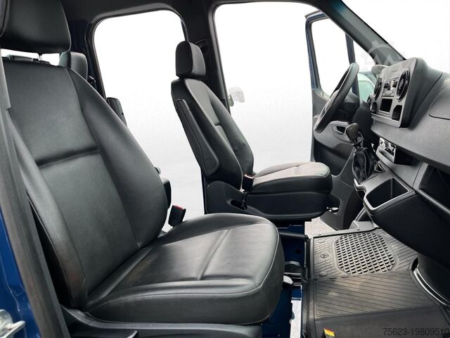 Pritschenwagen Mercedes-Benz Sprinter 211 CDI Pritsche DOKA  Leder KlimaA
