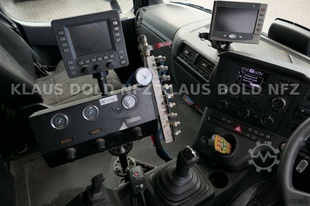 Kehrmaschine MERCEDES-BENZ Arocs 1840 Straßenkehrmaschine BH 9 Kamera
