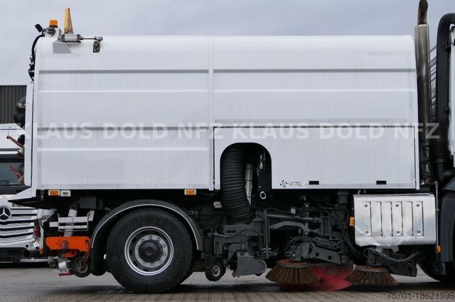 Kehrmaschine MERCEDES-BENZ Arocs 1840 Straßenkehrmaschine BH 9 Kamera