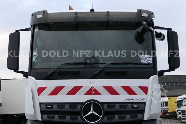 Kehrmaschine MERCEDES-BENZ Arocs 1840 Straßenkehrmaschine BH 9 Kamera
