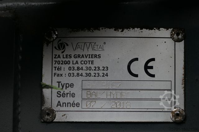 Kehrmaschine MERCEDES-BENZ Arocs 1840 Straßenkehrmaschine BH 9 Kamera