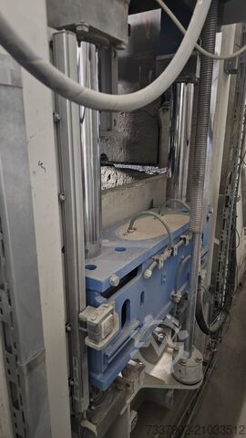 Concrete block machine HESS1500 2.1 SVA