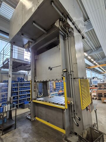 Hydraulic press MÜLLER-WEINGARTEN SLZ 250-20.4.1