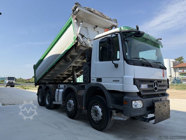 Tipper truck Mercedes-Benz Actros 4151K V8 KIPPER 8x4 Euro5 40Ton
