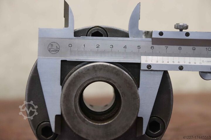 Three-jaw chuck SCA Skand Chuckfabriks Ø 110 mm