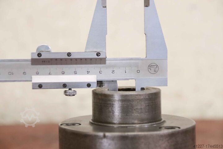 Three-jaw chuck SCA Skand Chuckfabriks Ø 110 mm