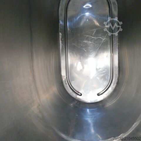 2000 liter oval tank made of V2A stainless steel  9654