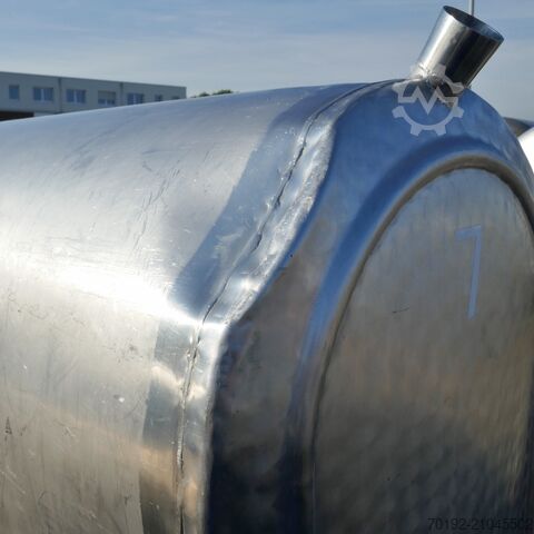 2000 liter oval tank made of V2A stainless steel  9654