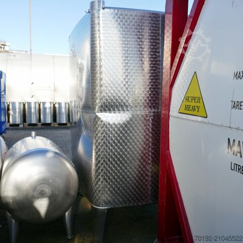 5200 liter rectangular tank made of V2A stainless steel Möschle 9643