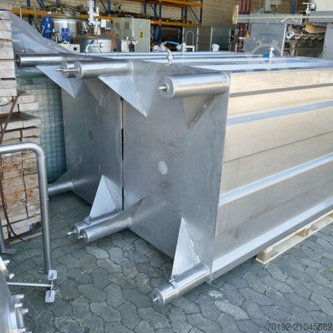 2000 litre rectangular tank made of V2A stainless steel 9592