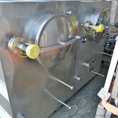 2000 litre rectangular tank made of V2A stainless steel  9592