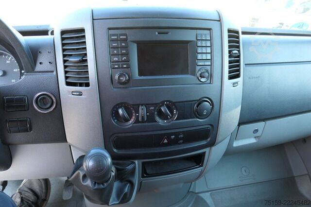 Panel van mercedes-benz Sprinter 314 CDI L2H3 Regale