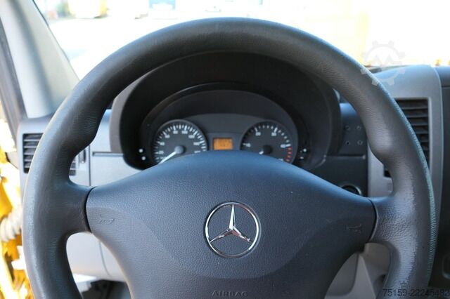 Panel van mercedes-benz Sprinter 314 CDI L2H3 Regale