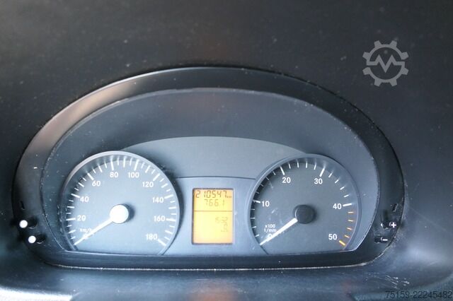 Panel van mercedes-benz Sprinter 314 CDI L2H3 Regale