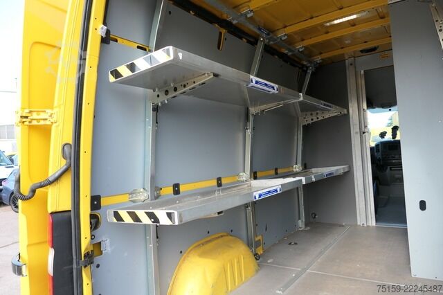 Panel van mercedes-benz Sprinter 314 CDI L2H3 Regale