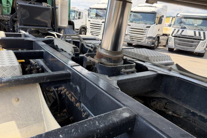 Special purpose truck MAN TGS 41.480 10x4 Moser / Swiss-Vehicle