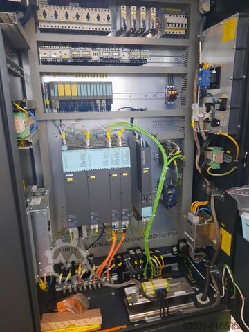 Vertikales Bearbeitungszentrum DMG DMC 635 V