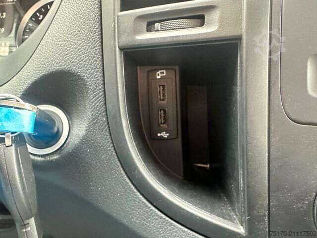 Kleinbus Mercedes-Benz Vito 119 CDI Tourer 3200 Klima AHK Tempomat