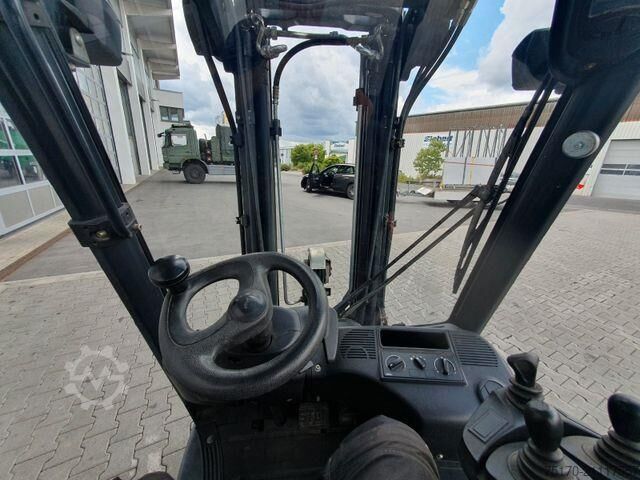 Gabelstapler Linde H16 T-01 / 4,6m / nur: 3.260h / Gas / SS